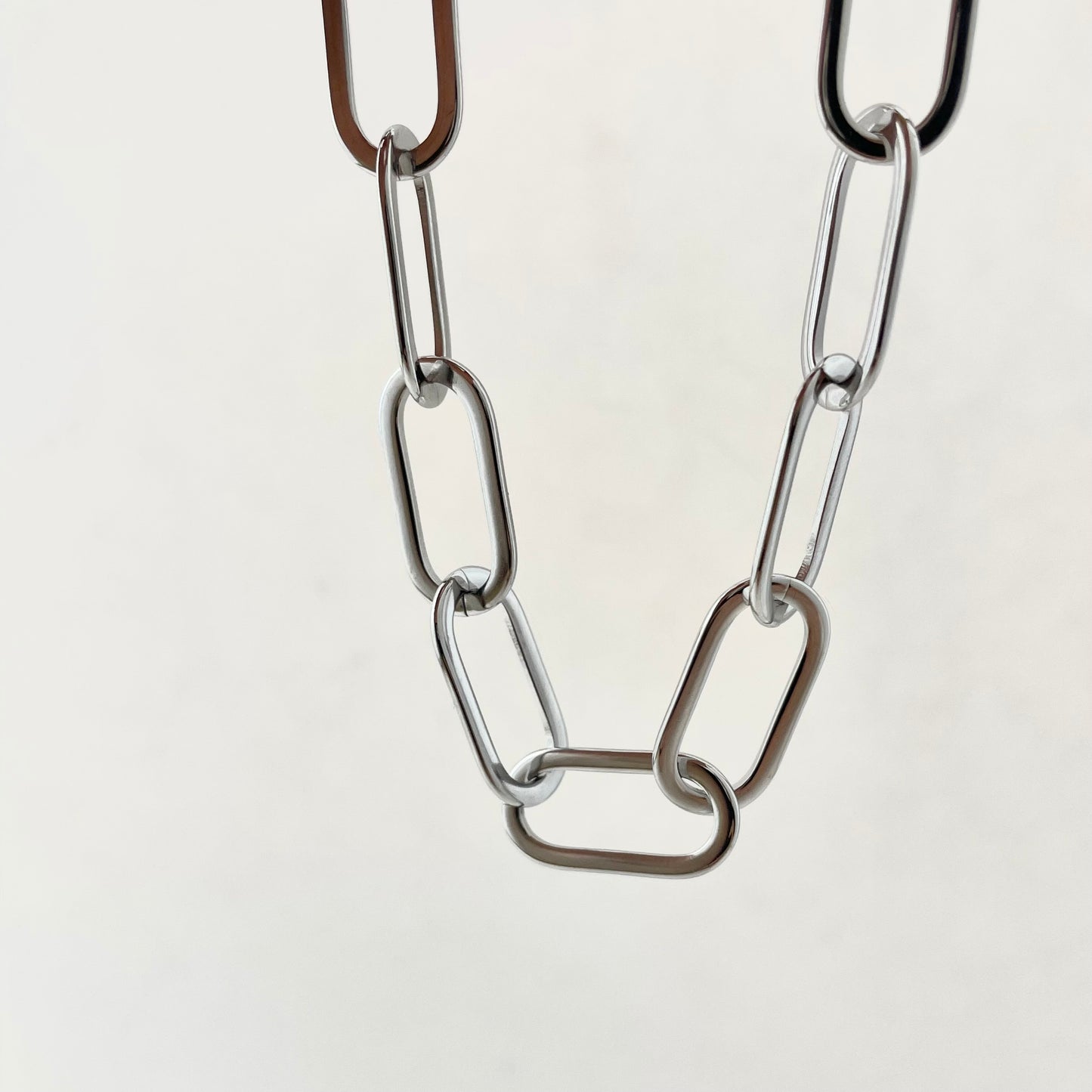 Titanium-Steel Waterproof Oval-Shaped Interlocking Necklace