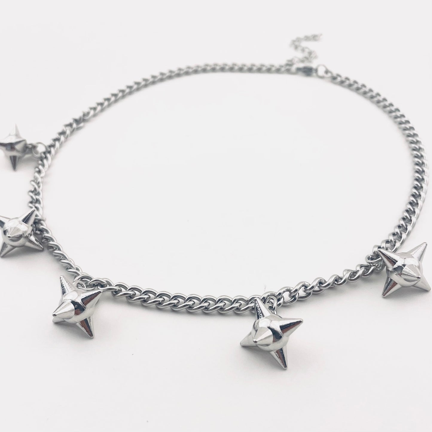 Minimalist Eight-Pointed Star Lock-Shaped Pendant Necklace