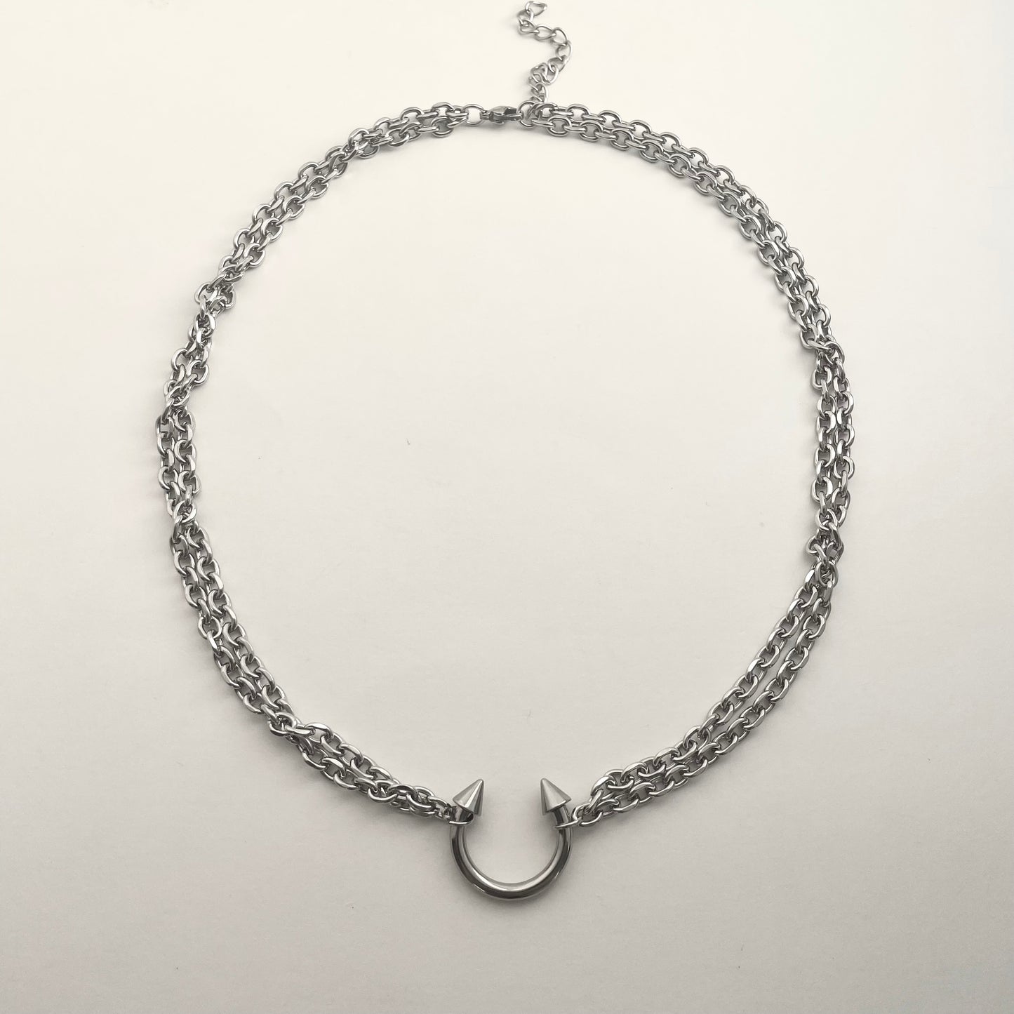 Spiked Horseshoe Pendant Double-Layer Necklace