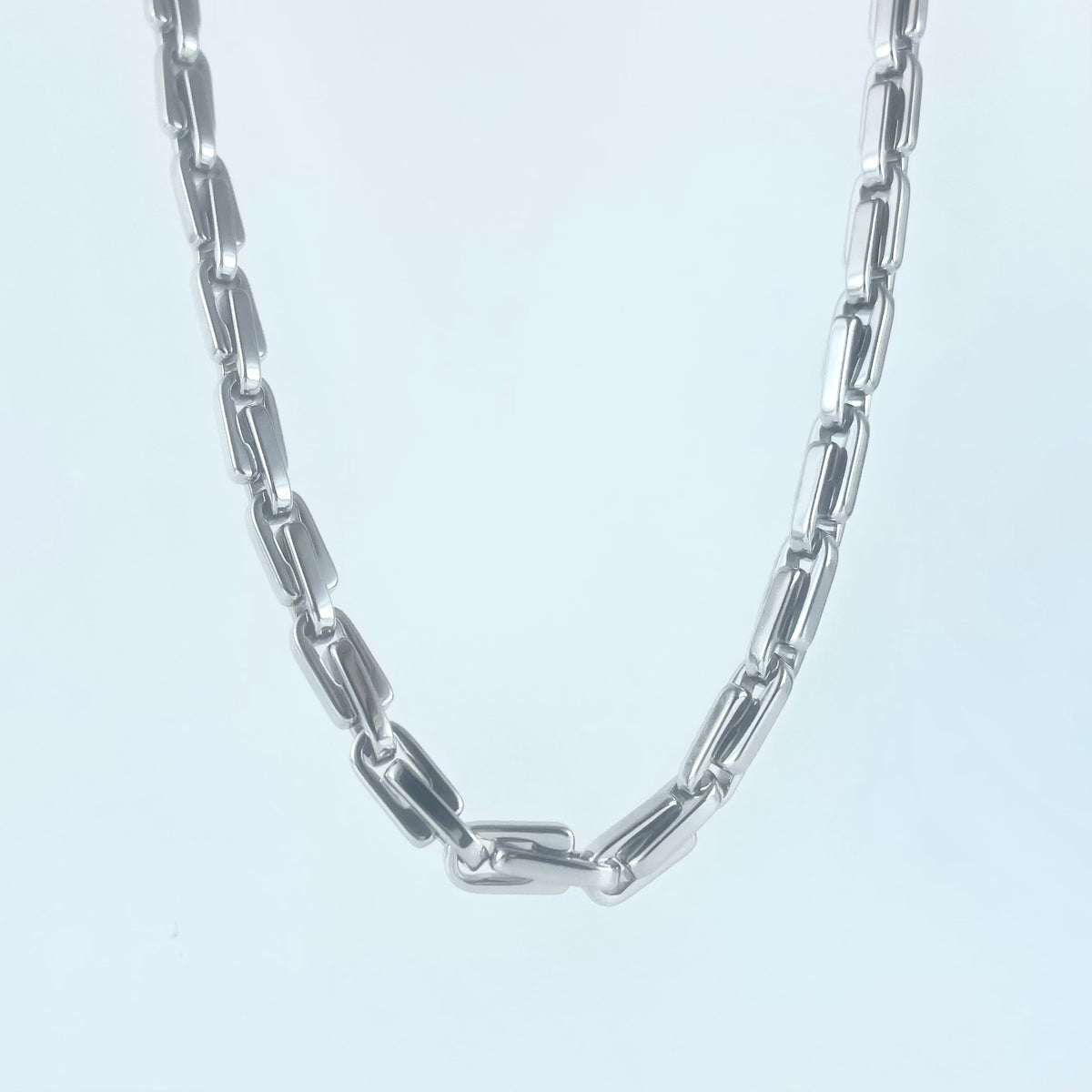 Titanium-Steel Versatile Oval-Clasp Necklace