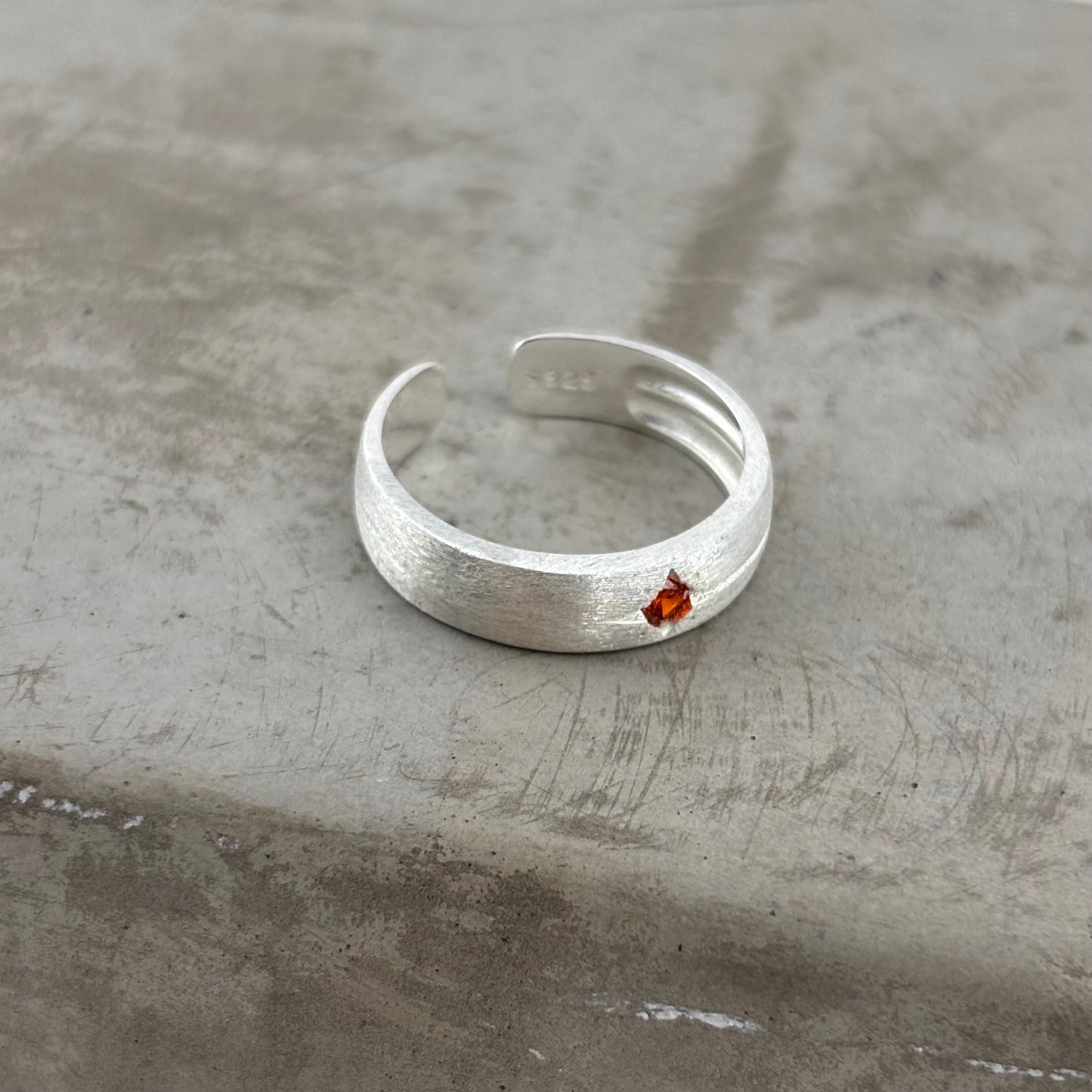 S925 Sterling Silver Brushed Ruby Starburst Ring