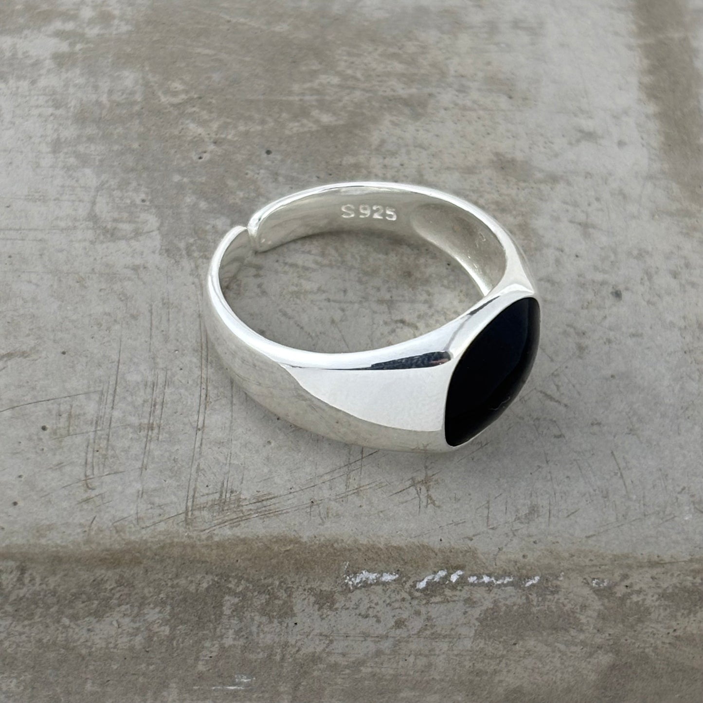 S925 Sterling Silver Adjustable Black Drop Glaze Open End Ring