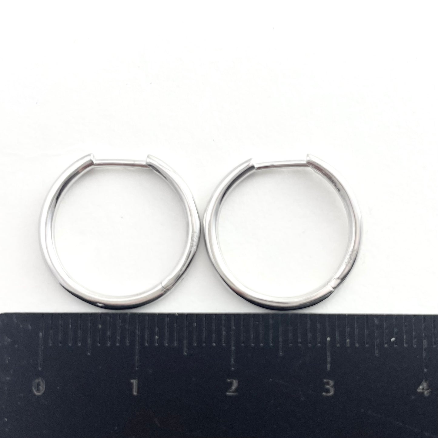 S925 Sterling Silver Classic Hoop Earrings