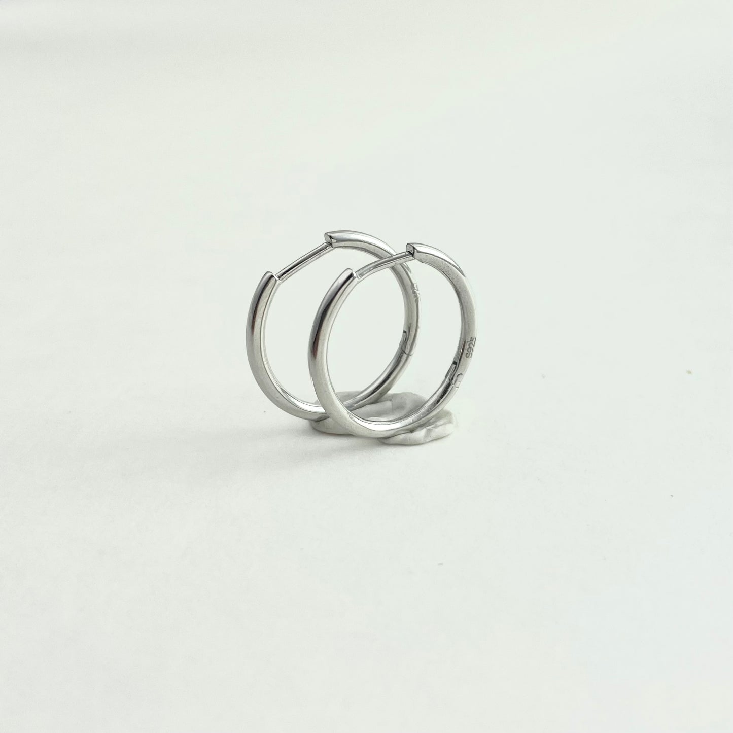 S925 Sterling Silver Classic Hoop Earrings