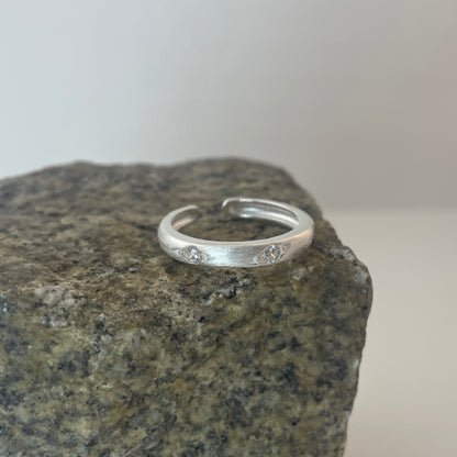 S925 Sterling Silver Ring with Frosted Zirconia Setting Design