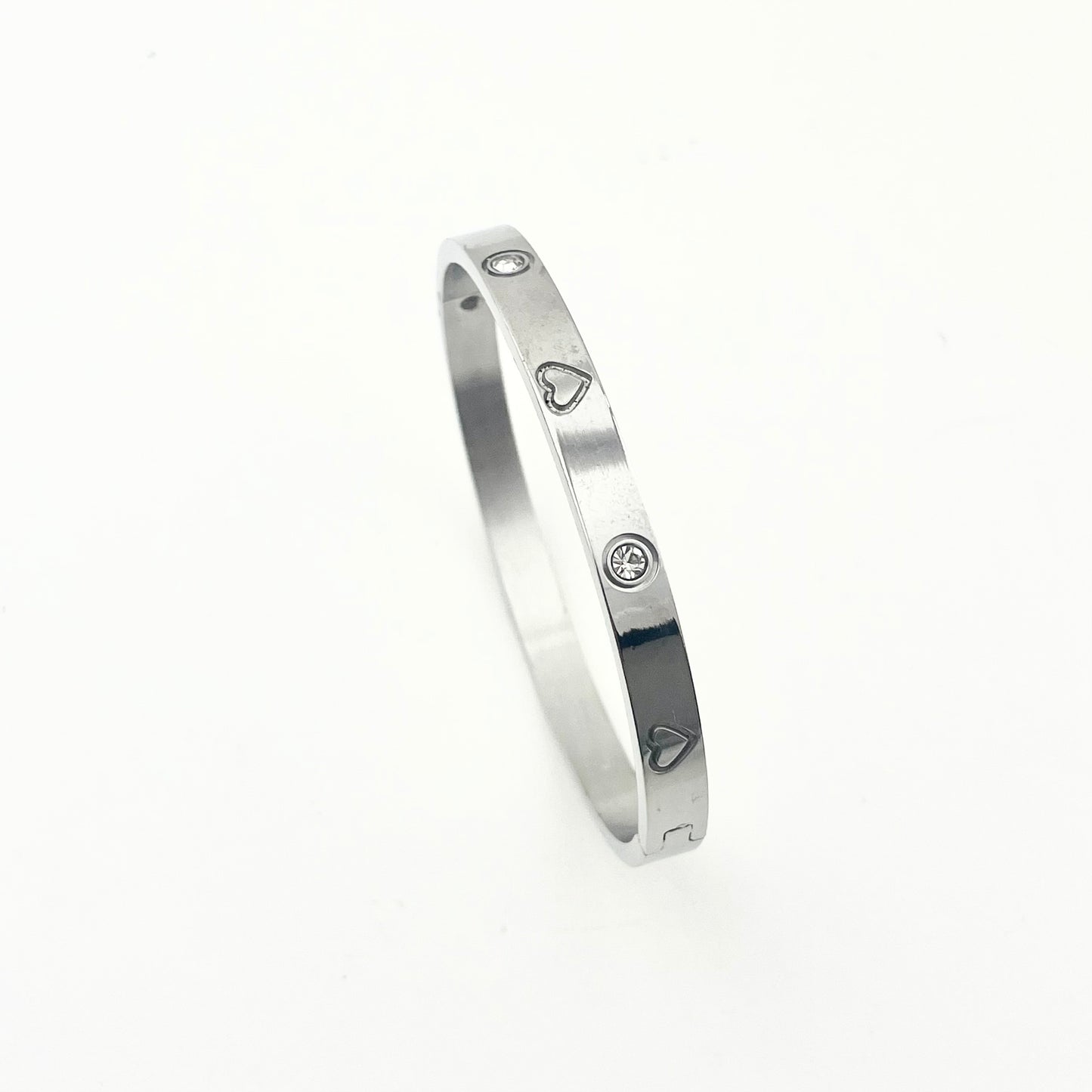 Titanium Waterproof Heart-Shaped Diamond-Studded Bracelet