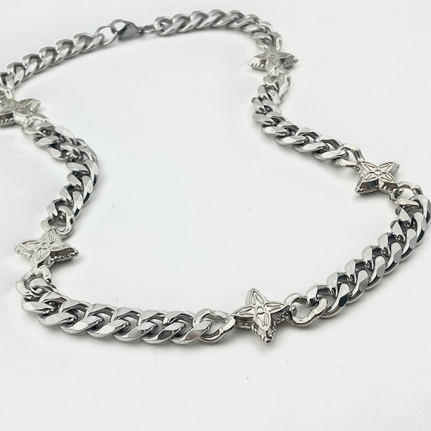 Titanium Chain Alloy Cross-Shaped Bead Necklace