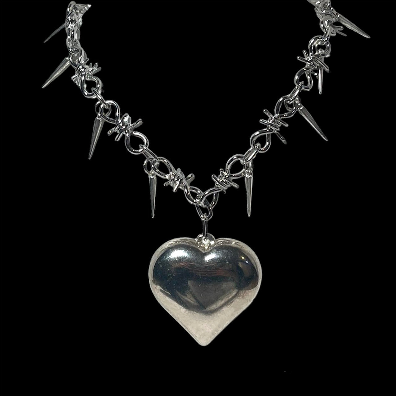 Heart Thorn Necklace