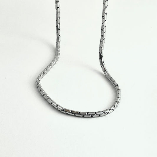 Basic Simple Plain Chain