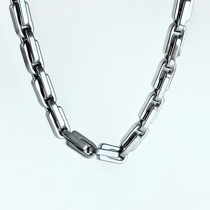 Titanium-Steel Waterproof Versatile Oval-Clasp Bracelet