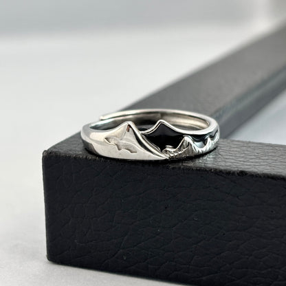 S925 Sterling Silver Men's Black and White Snow Mountain Ring