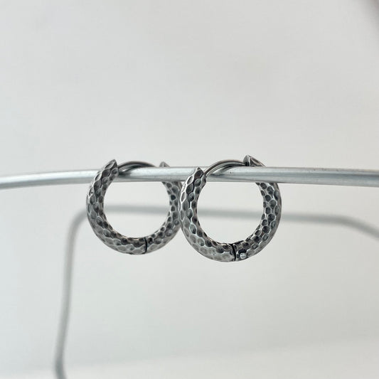 Stainless Steel Polished Earring Hoop with Polka Dot Pattern