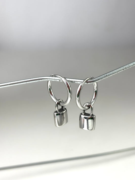 Customized Titanium Small Lock Earrings