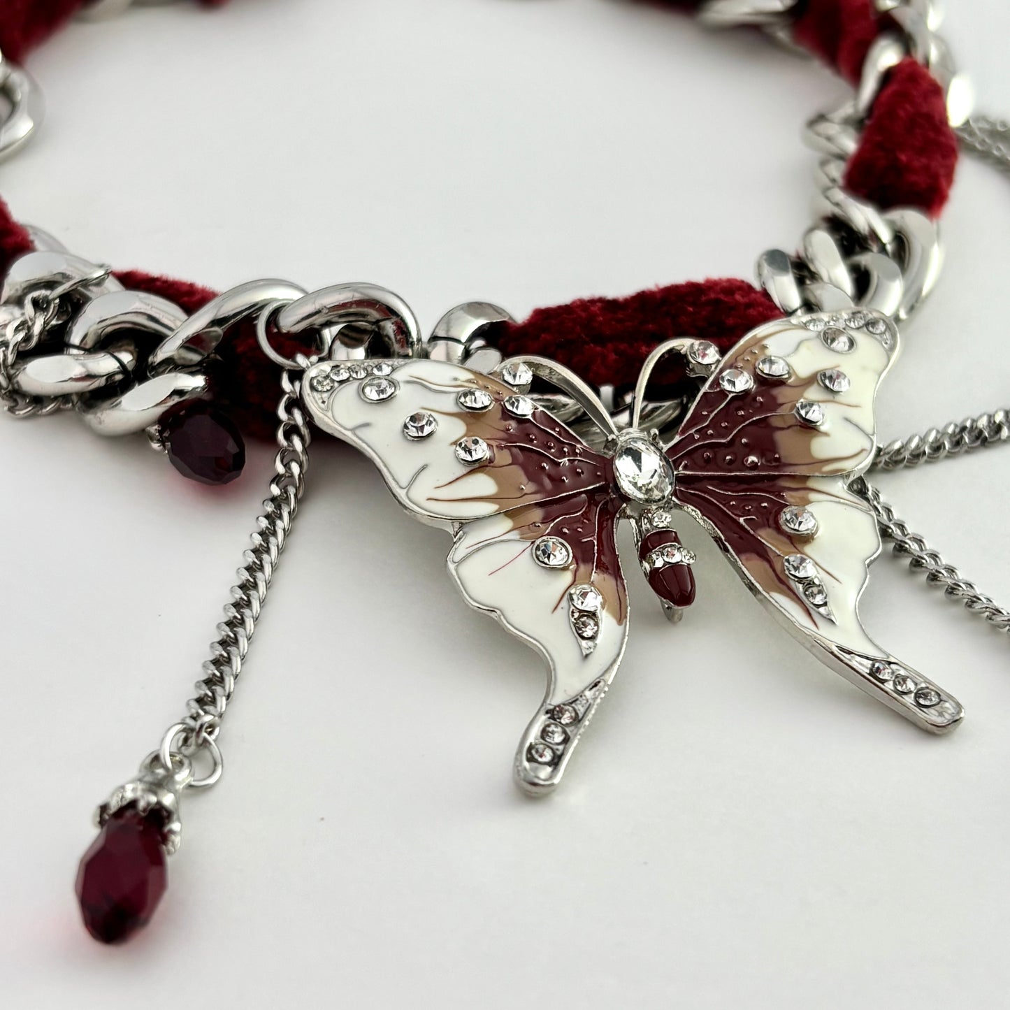 Velvet Red Pendant Butterfly Choker