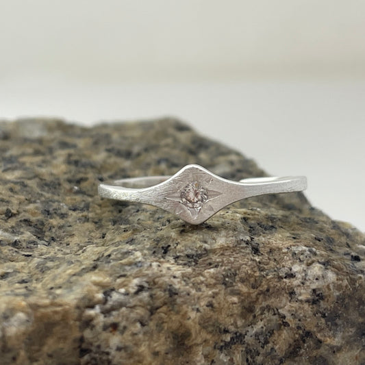 S925 Sterling Silver Diamond-Set Elegant Ring