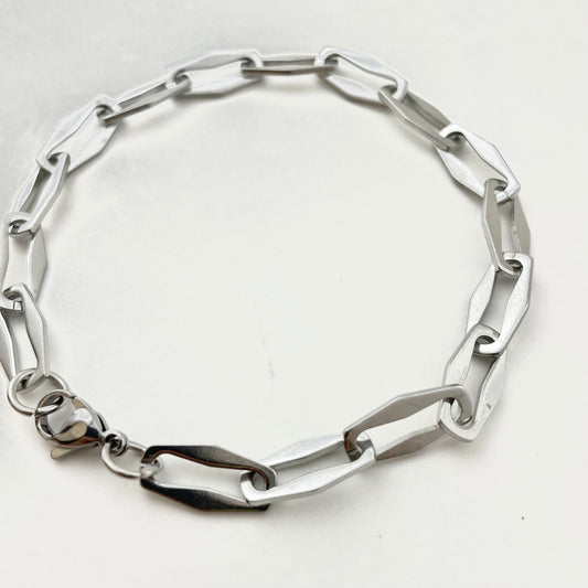 Titanium-Steel Waterproof Diamond-Patterned Bracelet
