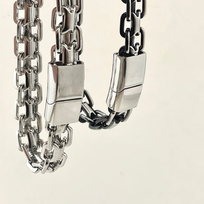 Titanium-Steel Waterproof Pig-Nose Link Bracelet