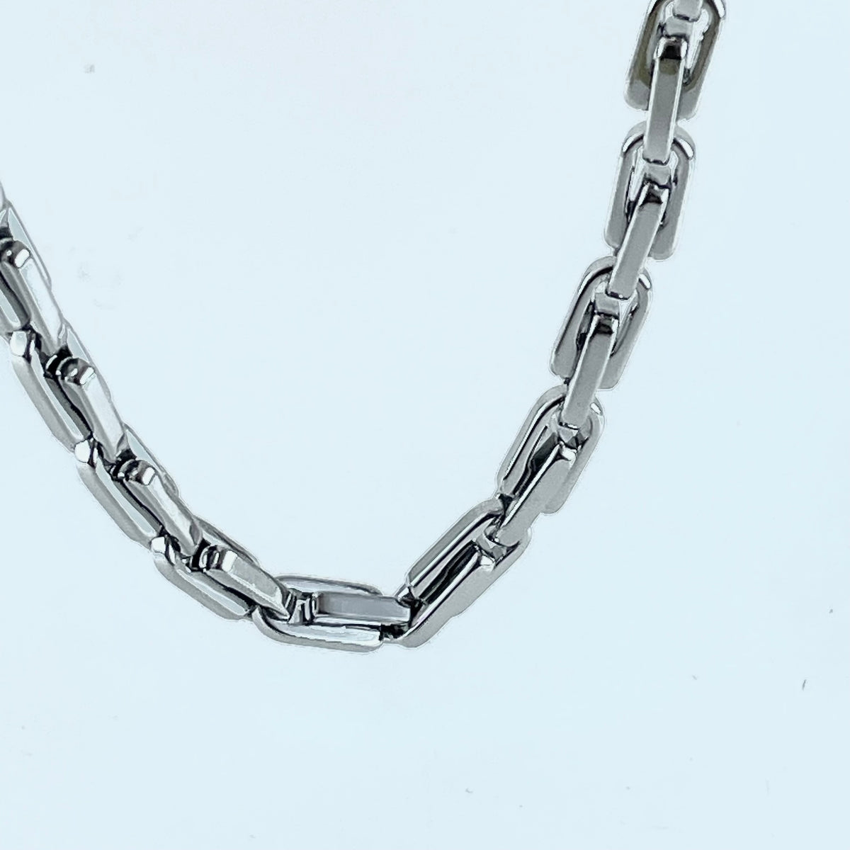 Titanium-Steel Versatile Oval-Clasp Necklace