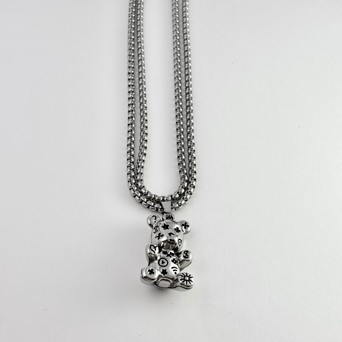 Violent Bear titanium necklace