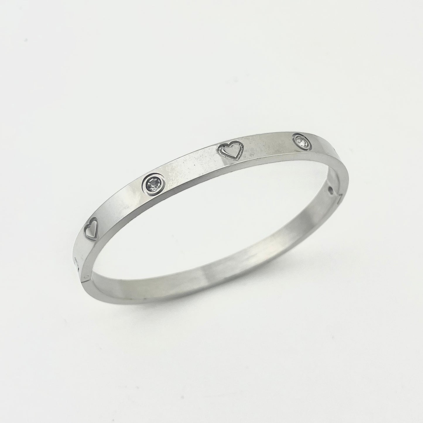 Titanium Waterproof Heart-Shaped Diamond-Studded Bracelet