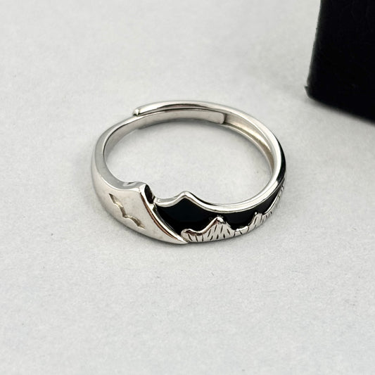 S925 Sterling Silver Men's Black and White Snow Mountain Ring