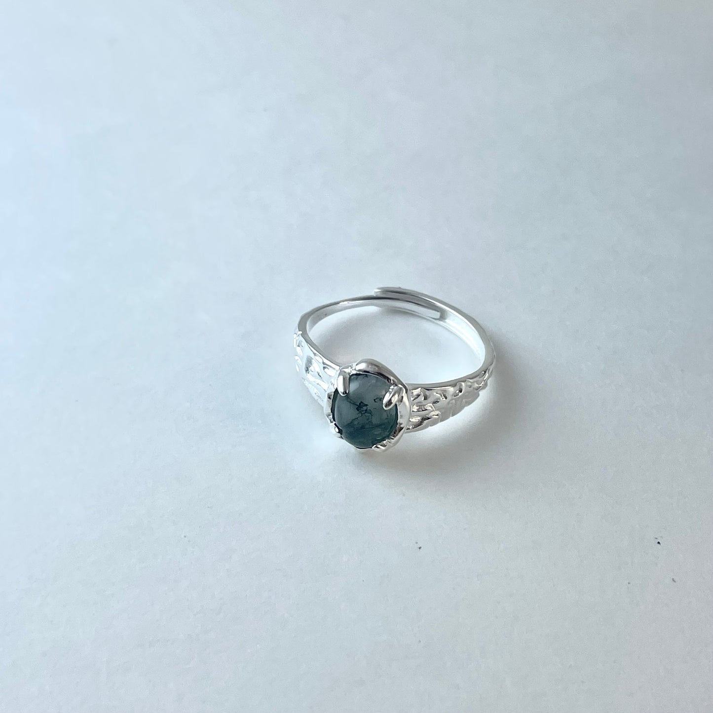 S925 Sterling Silver Textured Water Grass Moonstone Ring