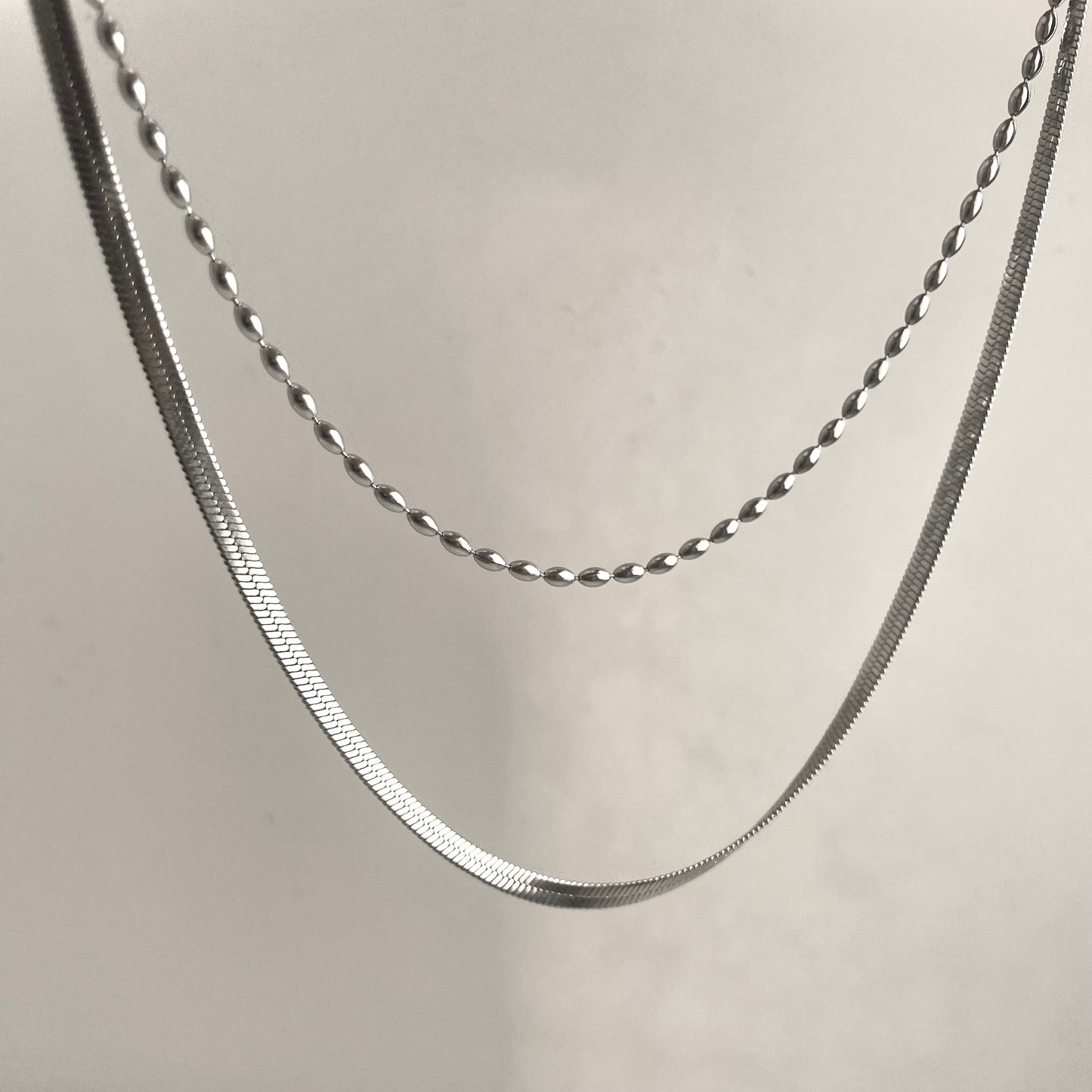 Silver Double-Layer Blade Silver Bead Necklace