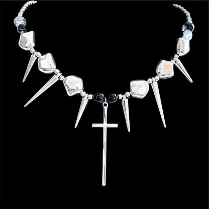 Cross Rivets Dark Necklace